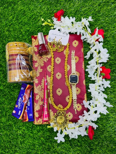 আকর্ষণীয় শাড়ী গিফট কম্ব সেট_img_6