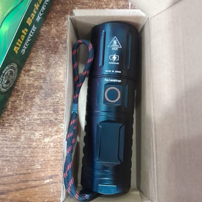 Strong Light Lamp T40 LED Flashlight USB Rechargeable Ultra-Bright Torch High Power Lantern Built-in Lithium Batteries_img_6